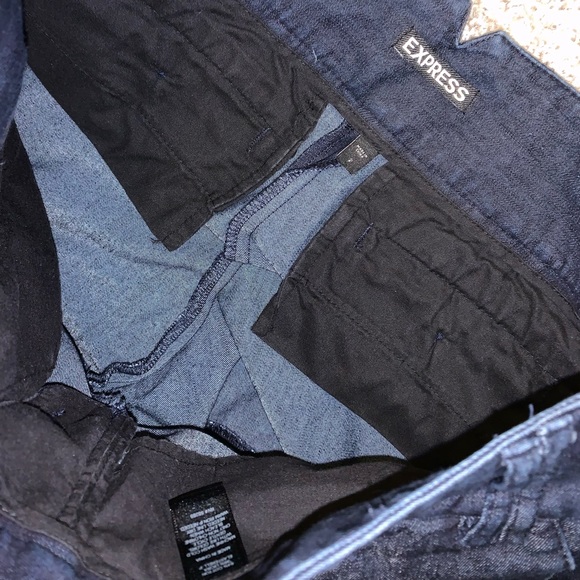 Express Dark Blue Jean shorts size 2 - Picture 9 of 11